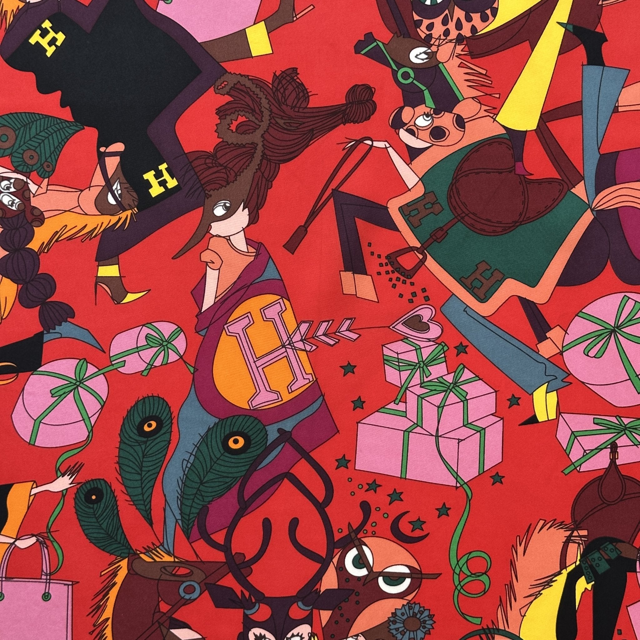 carré hermes le bal masqué sur fond rouge détail de femmes sur des chevaux