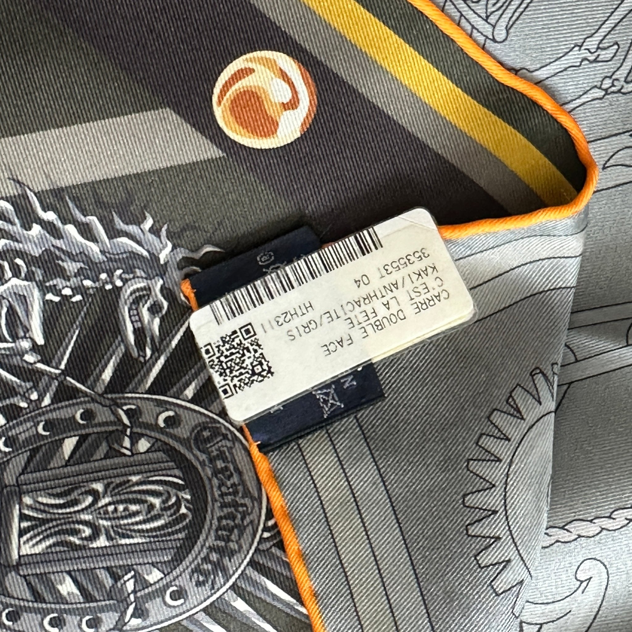 C'est la fête - FOULARD HERMES DOUBLE FACE - Carré Society