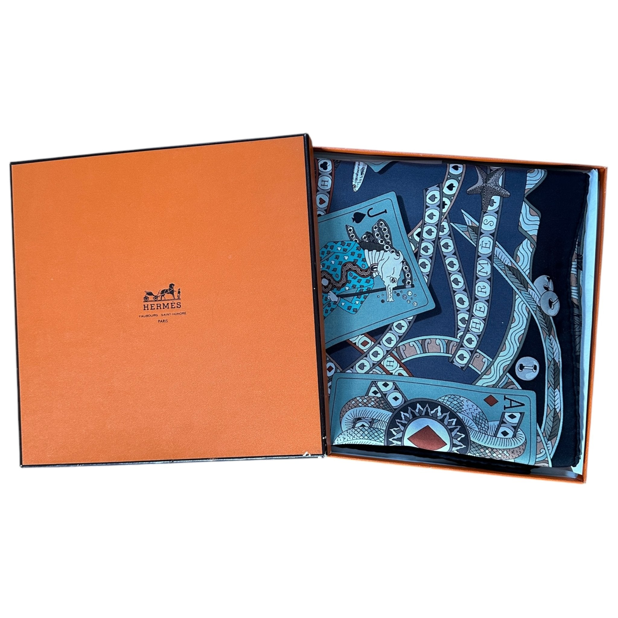 foulard hermes dans sa boite orange
