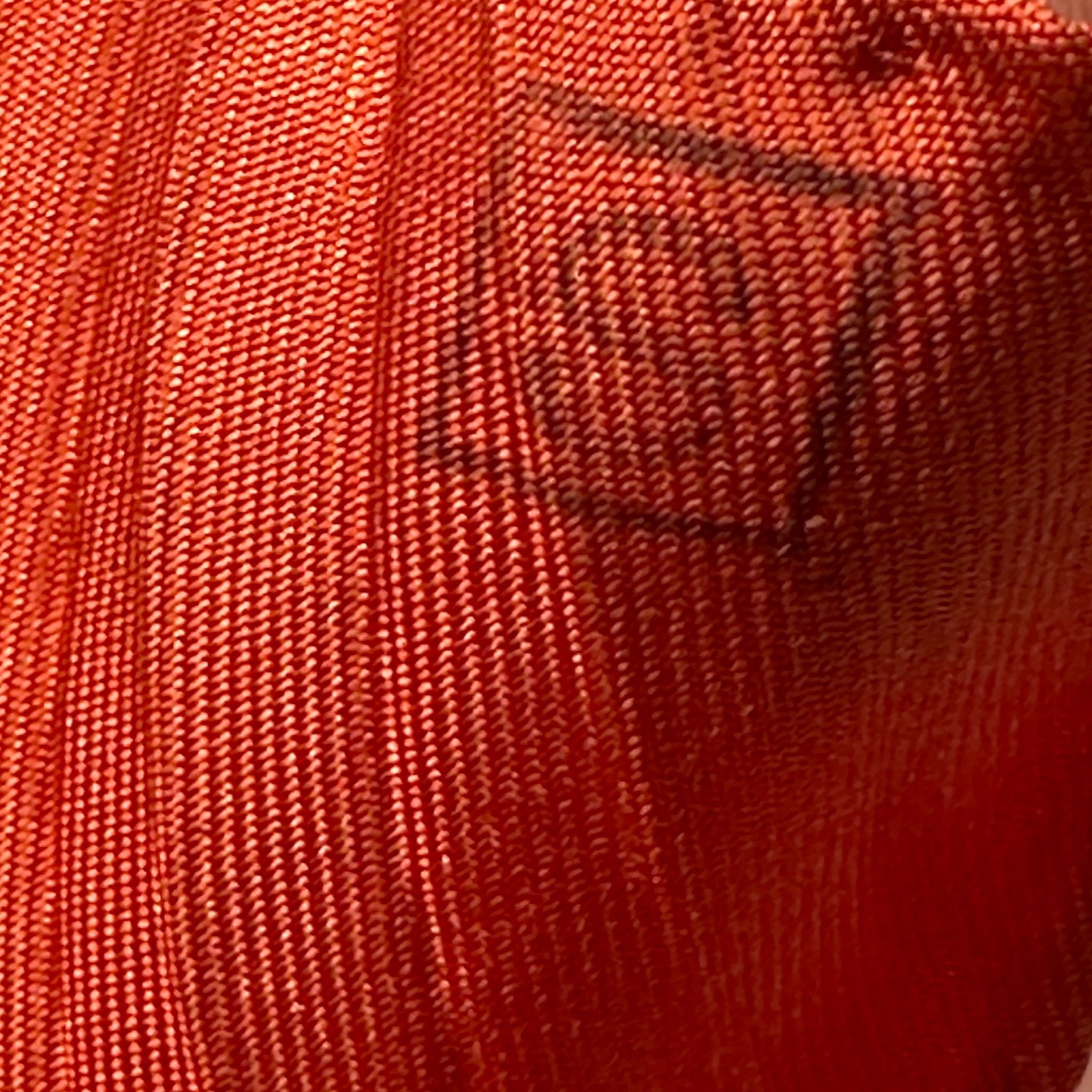 zoom sur le tampon S des ventes privées hermès