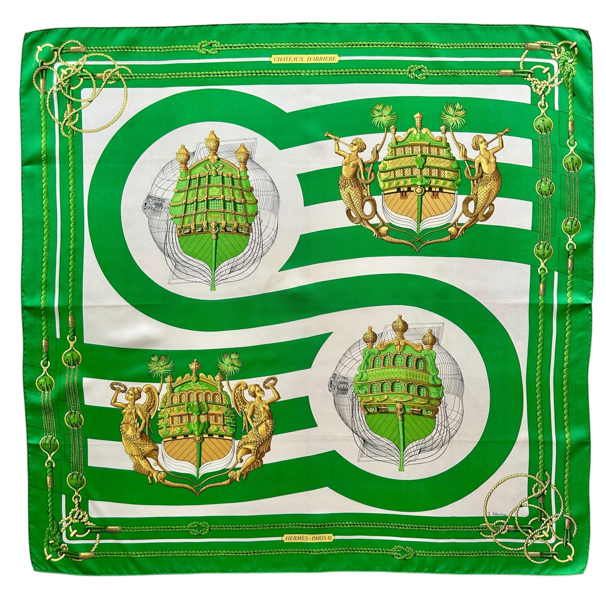 Vue général du foulard Hermès vert blanc et or intitulé Chateaux d'arrière